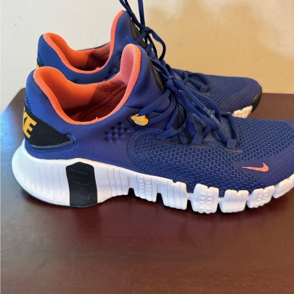 Nike Free Metcon 4 “Deep Royal Blue / Magic Ember